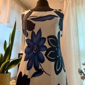 J.D.Stone Maxi Floral Blue and White Sleeveless Dress